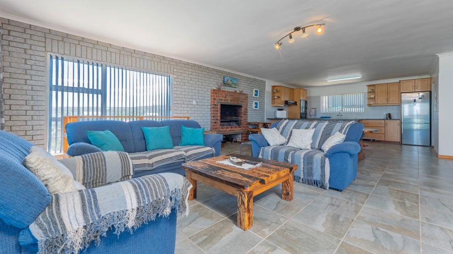 6 Bedroom Property for Sale in Suiderstrand Western Cape